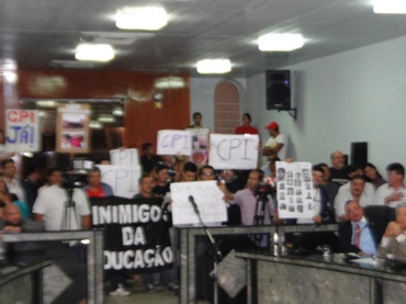 1ª ASSEMBLEIA COM SERVIDORES DA EDUCAÇÃO NO 2º SEMESTRE LETIVO DE 2013