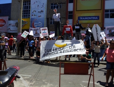 Protestos da Educação nas ruas e na Câmara Municipal