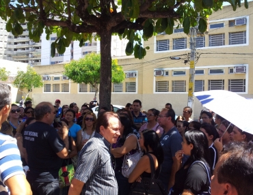 Protestos da Educação nas ruas e na Câmara Municipal