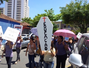 Protestos da Educação nas ruas e na Câmara Municipal