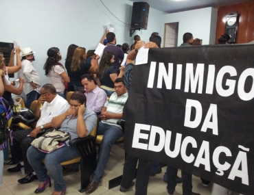 Protestos da Educação nas ruas e na Câmara Municipal