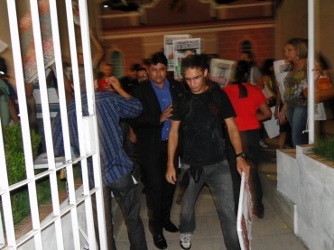 PROTESTOS NA CÂMARA DE VEREADORES